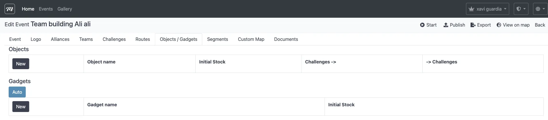Pestaña de Objetos y Gadgets mostrando las secciones de Objetos y Gadgets con botones New